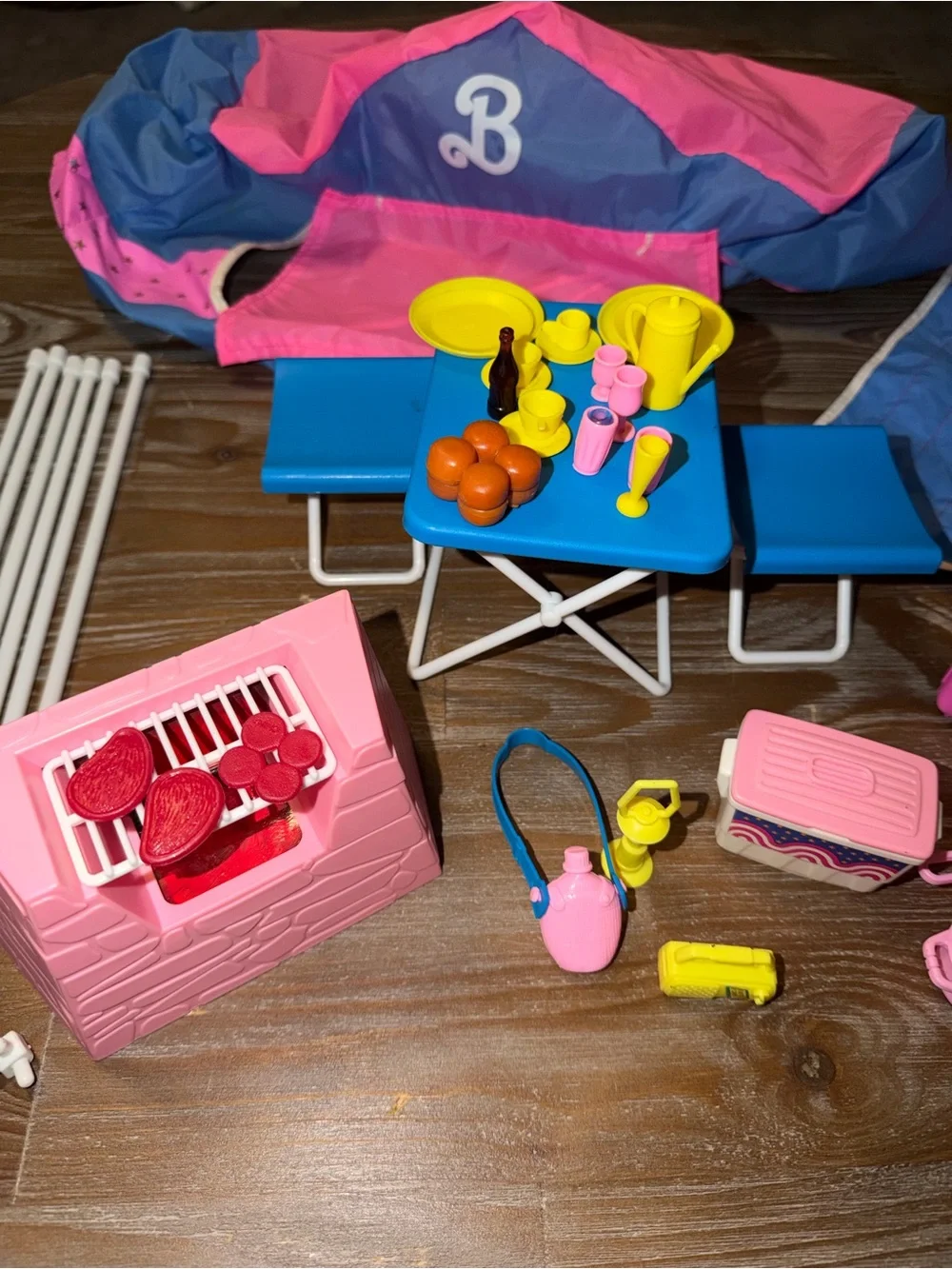 Vintage 90s Barbie American Camping Set